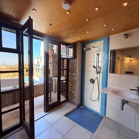 Aura House With Private Pool And Sauna With Stunning Terrace Views *